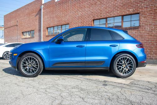 2018 Porsche Macan Sport Edition