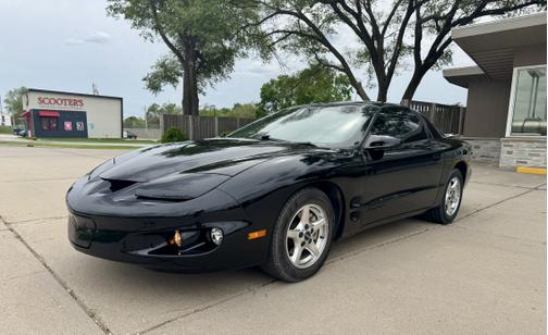 2002 Pontiac Firebird Base