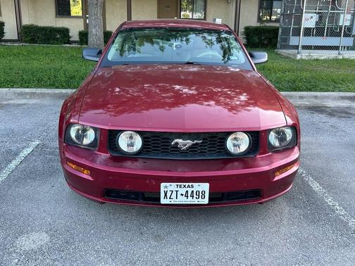 Red 2006 Ford Mustang GT
