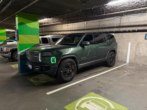 Green 2023 Rivian R1S Adventure Quad-Motor Large Package