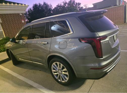 2020 Cadillac XT6 Premium Luxury FWD