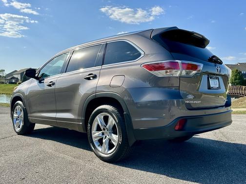 2015 Toyota Highlander Limited