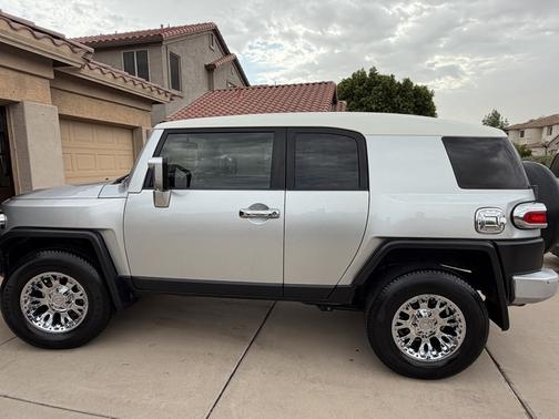 Silver 2008 Toyota FJ Cruiser Base