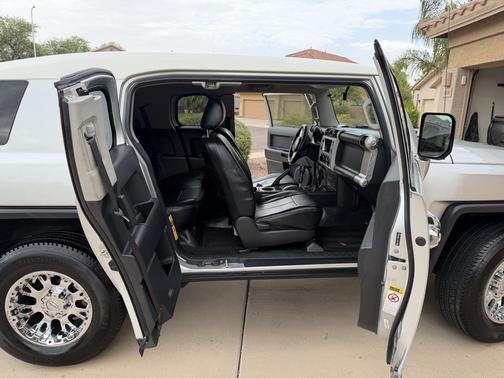 Silver 2008 Toyota FJ Cruiser Base