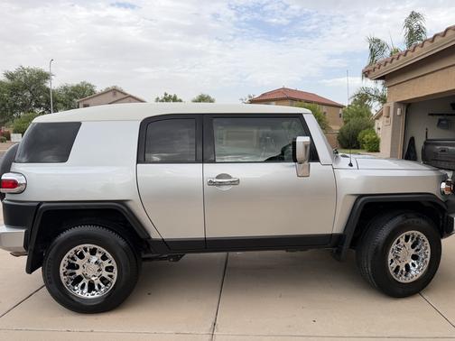 Silver 2008 Toyota FJ Cruiser Base