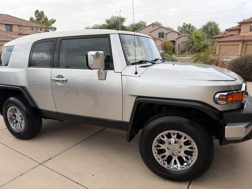 Silver 2008 Toyota FJ Cruiser Base
