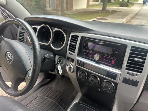 2004 Toyota 4Runner Sport V8