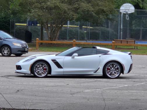 White 2017 Chevrolet Corvette Z06