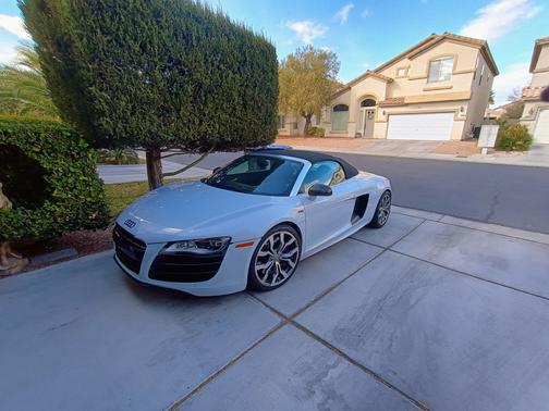 2011 Audi R8 5.2 quattro Spyder