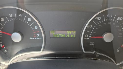 Red 2006 Ford Explorer XLT