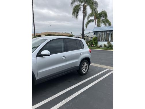 Silver 2017 Volkswagen Tiguan Limited 2.0T