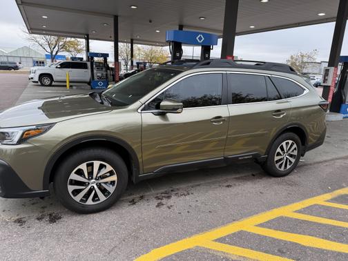 2020 Subaru Outback Premium