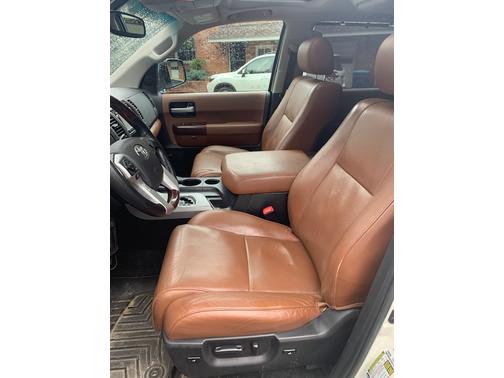 Photo 5 of 8 of 2015 Toyota Sequoia Platinum