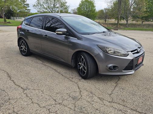 Gray 2013 Ford Focus Titanium