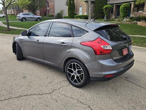 Gray 2013 Ford Focus Titanium