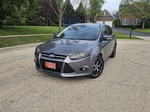 Gray 2013 Ford Focus Titanium