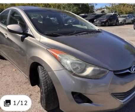 Gold 2013 Hyundai ELANTRA GLS