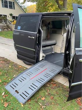 2010 Chrysler Town & Country Limited