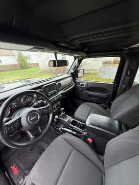 Black 2020 Jeep Wrangler Sport