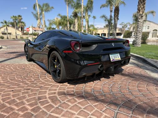 2016 Ferrari 488 GTB Base