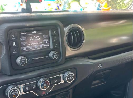 Silver 2018 Jeep Wrangler Unlimited Sport S