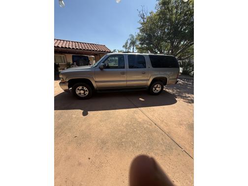 2002 Chevrolet Suburban 2500 LT