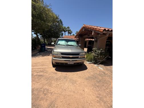 2002 Chevrolet Suburban 2500 LT