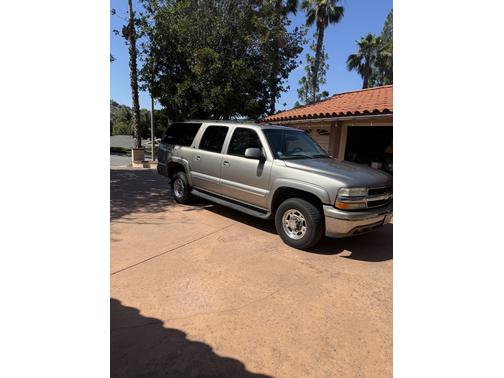 2002 Chevrolet Suburban 2500 LT
