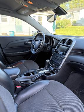 Silver 2015 Chevrolet Malibu 1LT