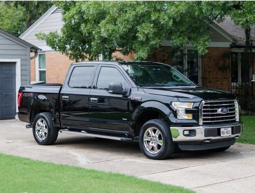 Black 2016 Ford F-150 XLT