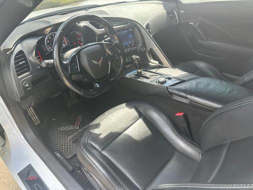 White 2018 Chevrolet Corvette Stingray