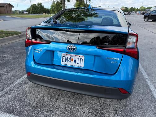 Blue 2021 Toyota Prius XLE