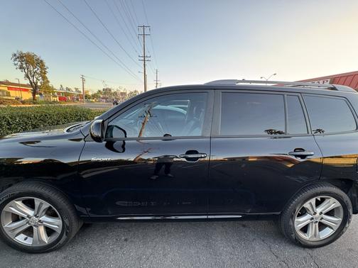 2009 Toyota Highlander Sport