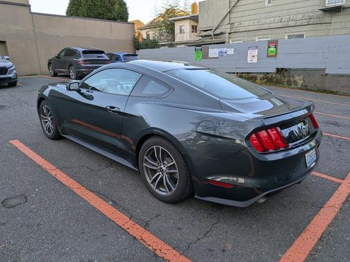 2015 Ford Mustang EcoBoost Premium