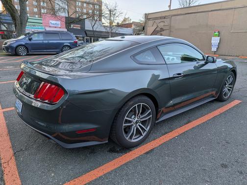 2015 Ford Mustang EcoBoost Premium