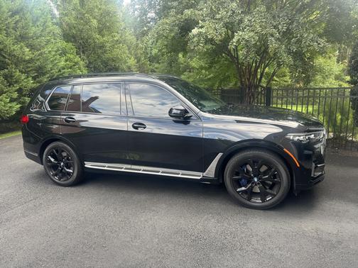 Black 2021 BMW X7 xDrive40i
