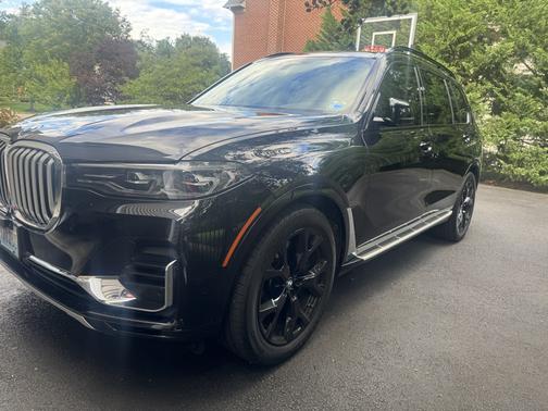 Black 2021 BMW X7 xDrive40i