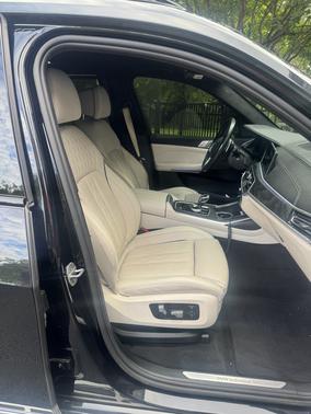 Black 2021 BMW X7 xDrive40i