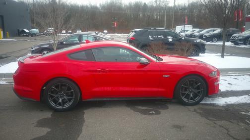 2021 Ford Mustang EcoBoost Premium