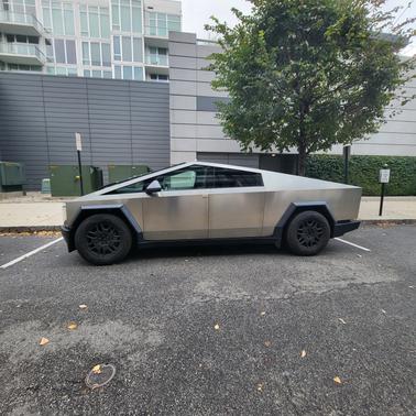 2024 Tesla Cybertruck AWD