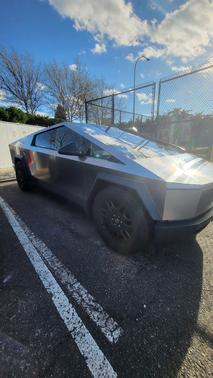 2024 Tesla Cybertruck AWD