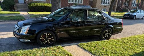 Black 2007 Cadillac DTS Luxury