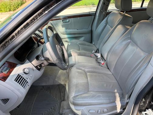 Black 2007 Cadillac DTS Luxury