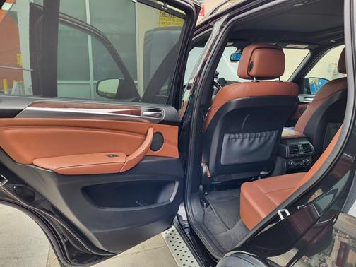 Black 2013 BMW X5 xDrive50i