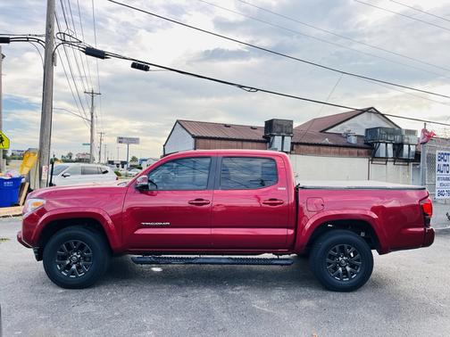 2022 Toyota Tacoma SR5