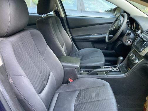 Blue 2011 Mazda Mazda6 i Sport