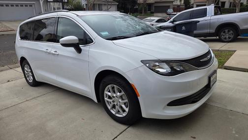 2020 Chrysler Voyager LXI