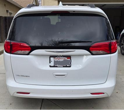 2020 Chrysler Voyager LXI