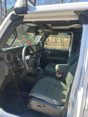 2024 Jeep Gladiator Mojave X