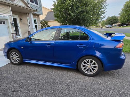 Blue 2012 Mitsubishi Lancer SE
